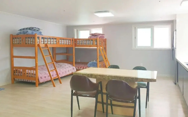 Tongyeong Sarang Hostel(통영 사랑 호스텔)