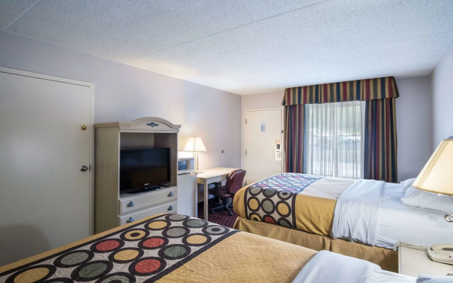 Motel 6 London, KY
