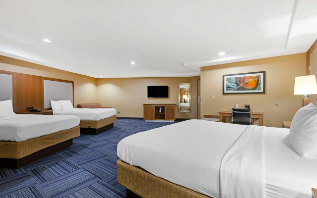 Best Western Summit Inn