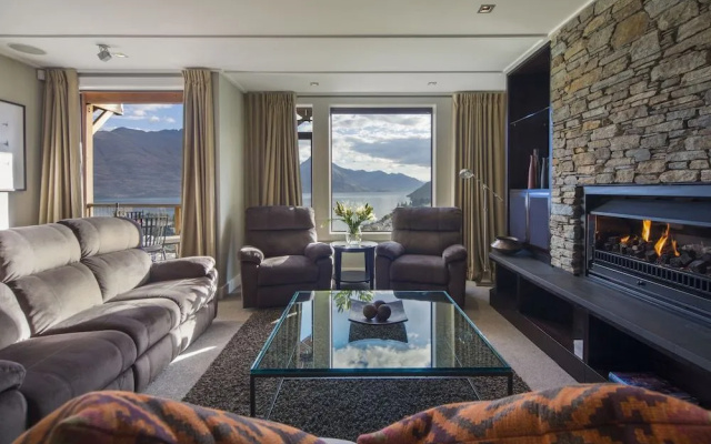 Queenstown Heights