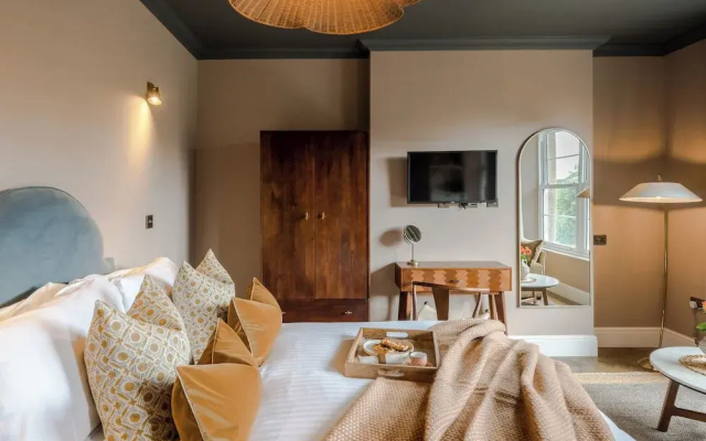 Tyndall's Park - Your Apartment