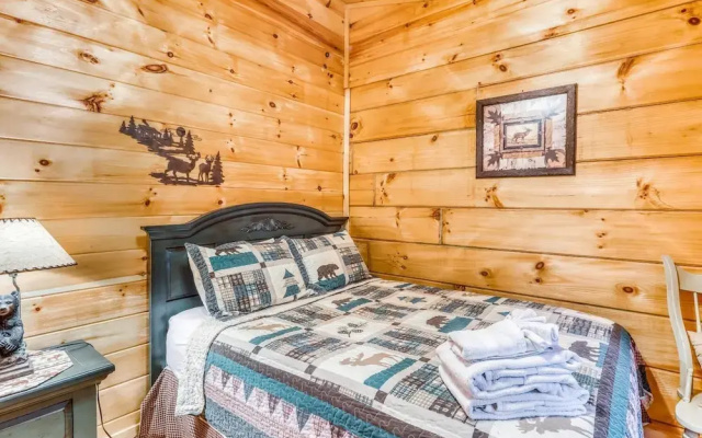 Bumpa Bear Hideaway