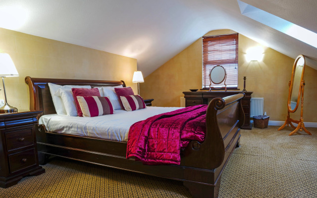 Gomersal Park Hotel