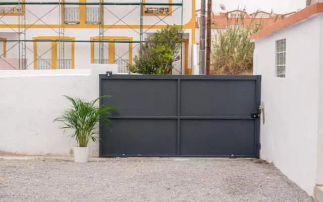 Red Door House Peniche