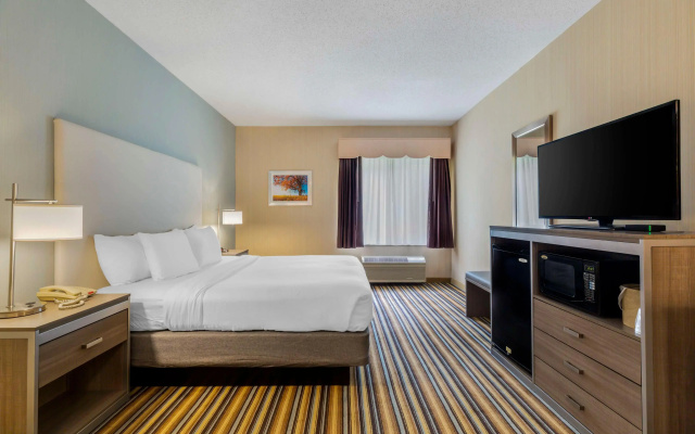 Best Western Plus New England Inn & Suites