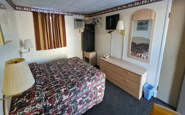 DuBois Manor Motel