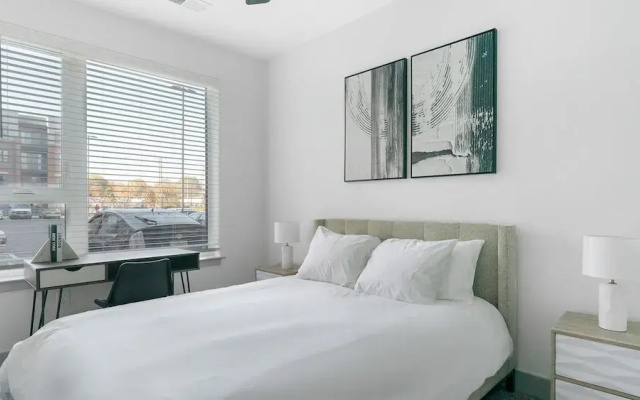 Landing Apartments near Virginia Union University