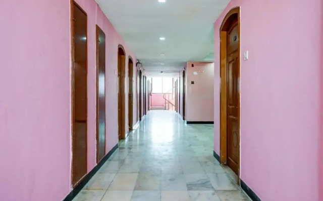 OYO 68201 Hotel Singapore International