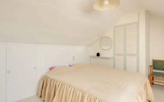 Secluded Holiday Home in Julianadorp With Garden