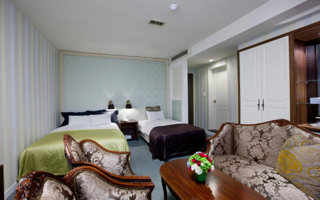 Central Tourist Hotel
