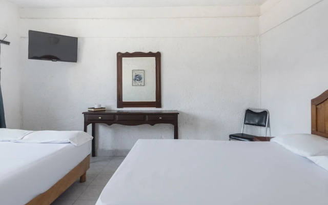 OYO Hotel La Marina