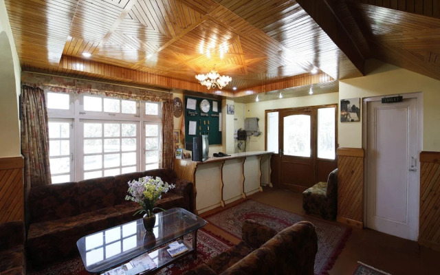 OYO 14534 Hotel Oakwood