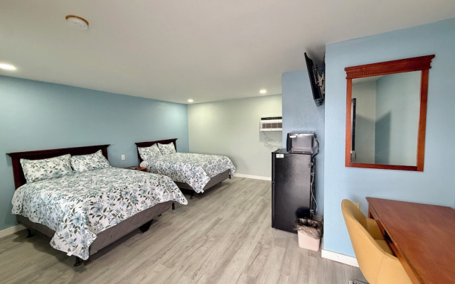 Deluxe Inn
