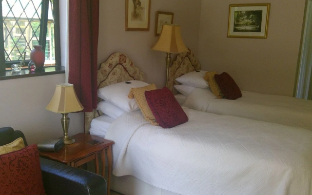 Drinkstone Park Bed And Breakfast