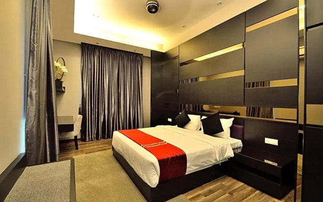 Violet Luxury Service Villa