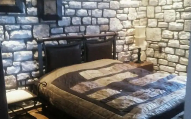 Stone Mansion Anavryti
