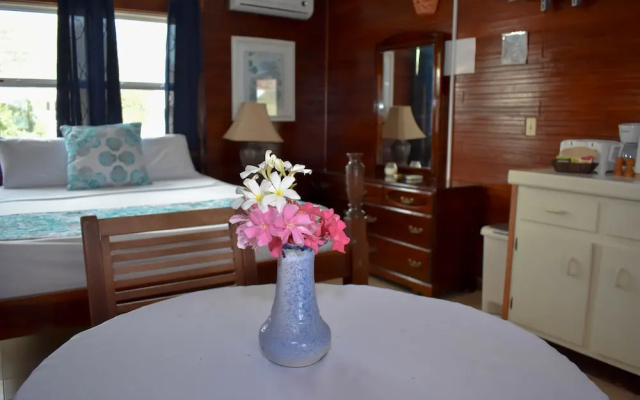 Catamaran Hotel Marina