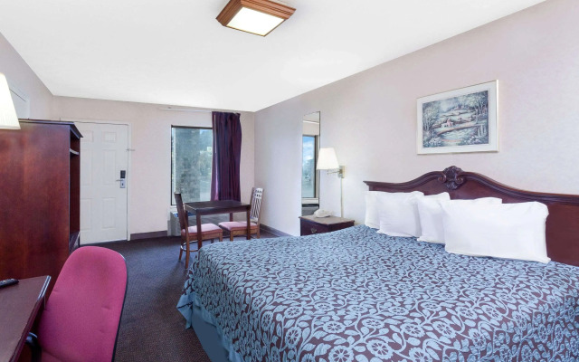 Days Inn by Wyndham Morristown