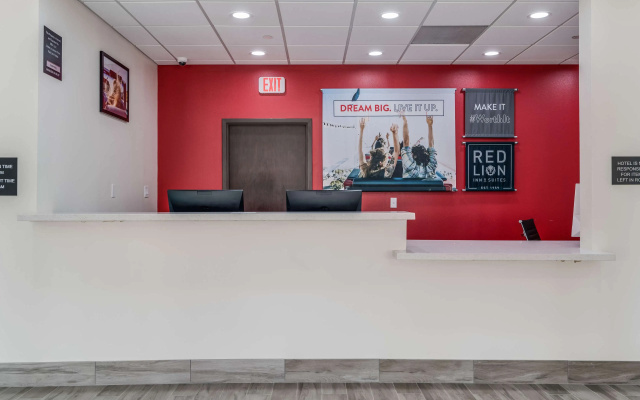 Red Lion Inn & Suites Katy