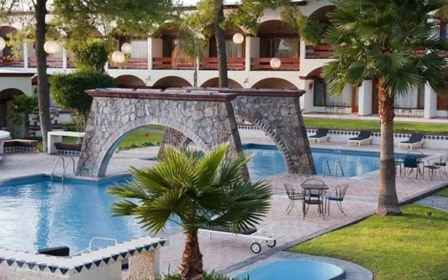 Cantesse Hotel