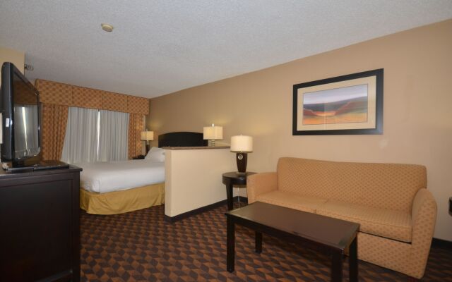 Holiday Inn Express Hotel & Suites Albuquerque Midtown 1