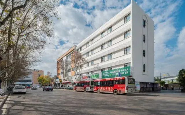 Huaxi Hongta Avenue Nguyen Park Branch
