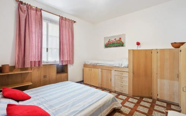 Camogli Bright Apartment with Parking