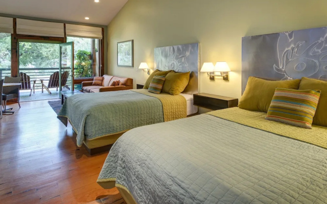 Desert Pearl Inn
