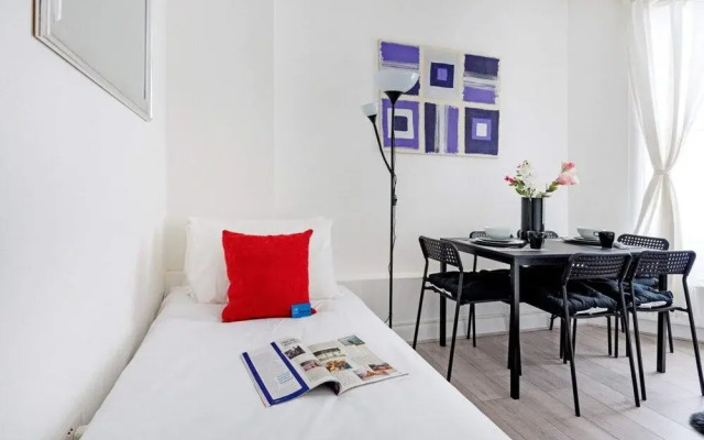 The Armadale Road Residence I