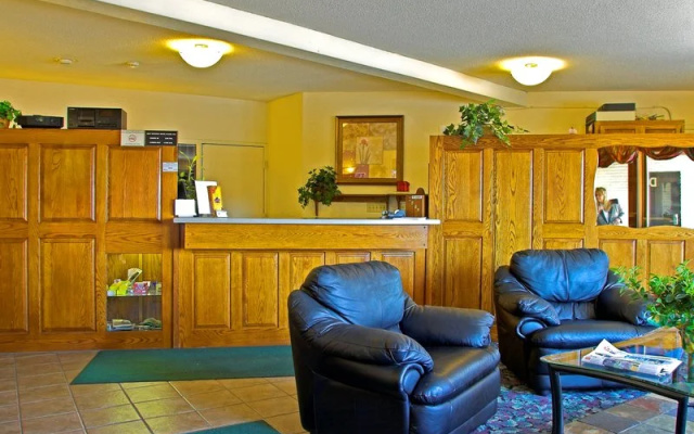 Rodeway Inn & Suites