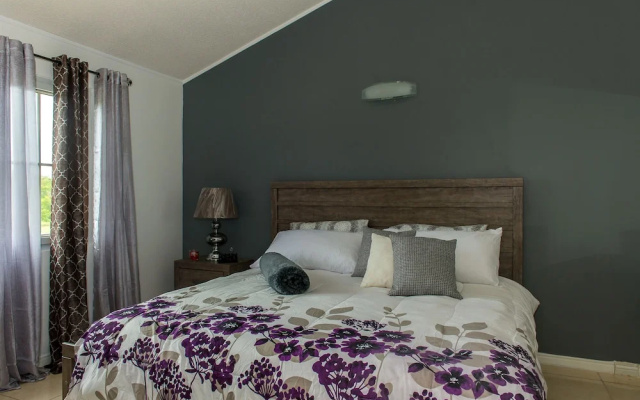 The Beach House II Bedroom with