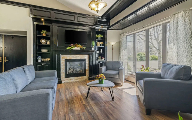 Black Bear Inn, an Ascend Collection Hotel
