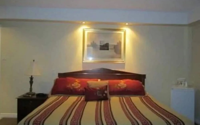 Lighthouse Inn