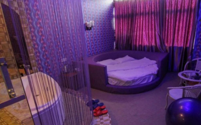 Jurong Love Theme Hotel