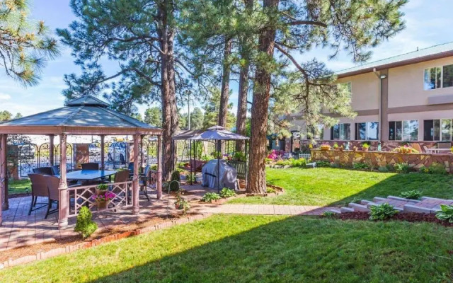 West End Lodge