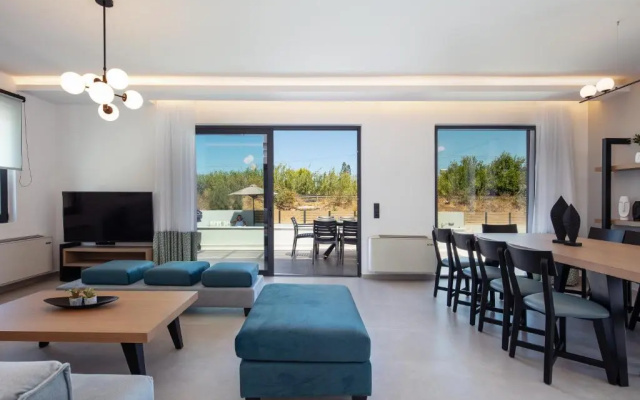 Sunnyside Villas, ideal for vibrant stays,By ThinkVilla