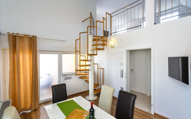 Apartment and Room Marija