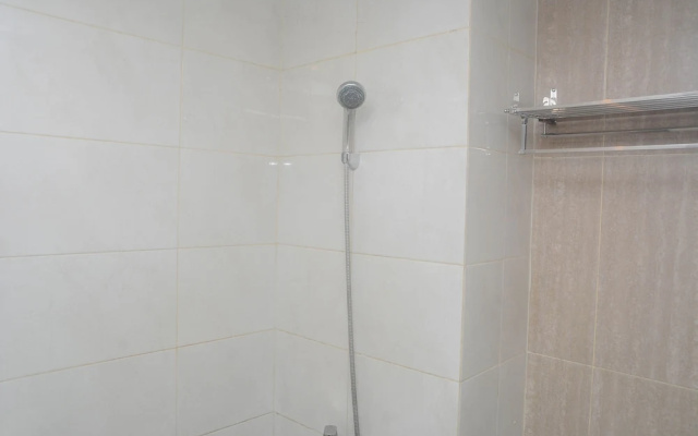 Homey And Minimalist Studio Grand Dhika City Apartment