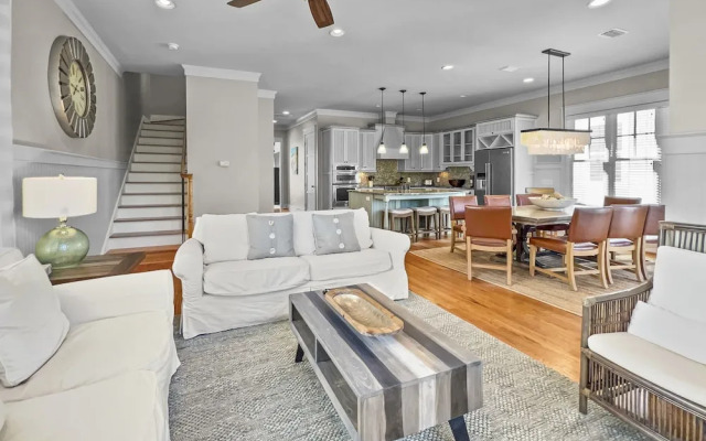Pompano Palace - 4 Br home by RedAwning