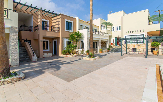 Dionysos Apartments and Studios