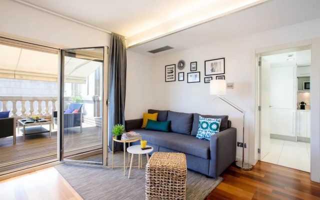 Unique Rentals - Placa Catalunya