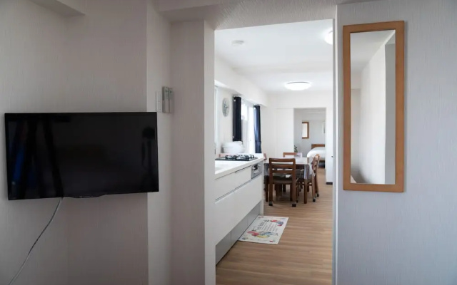 HDO Frontier 24 - Deluxe Apartment 701
