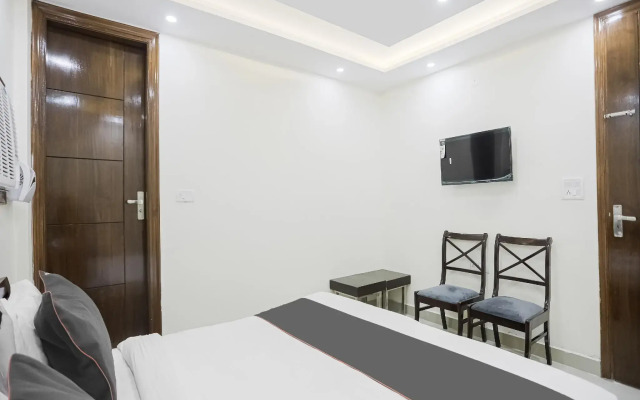 Collection O 85894 Hotel City Light Guest House