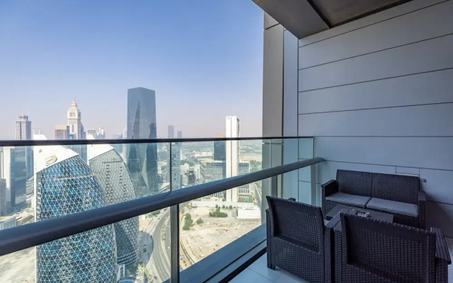 Maison Privee - High Rise 2 BD apt in Index tower