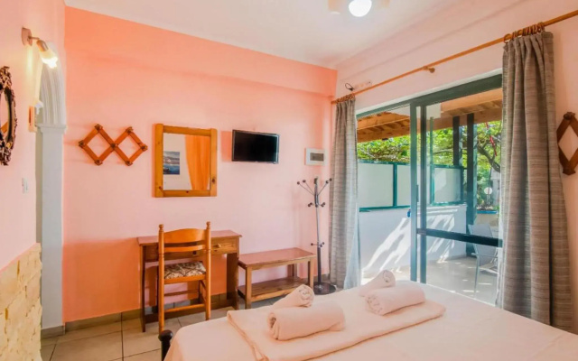 Attractive apartment in Mpenitses with shared pool