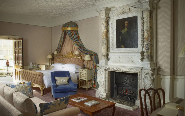 Cliveden House