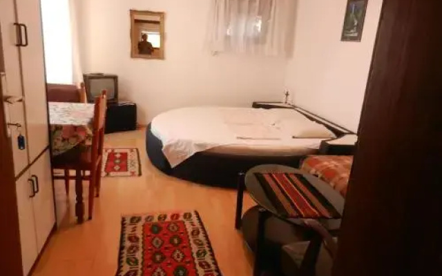 Apartments Sino More