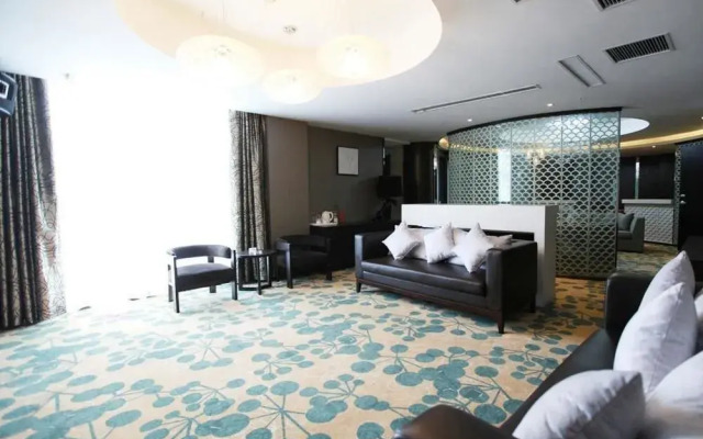 H Exquisite Hotel