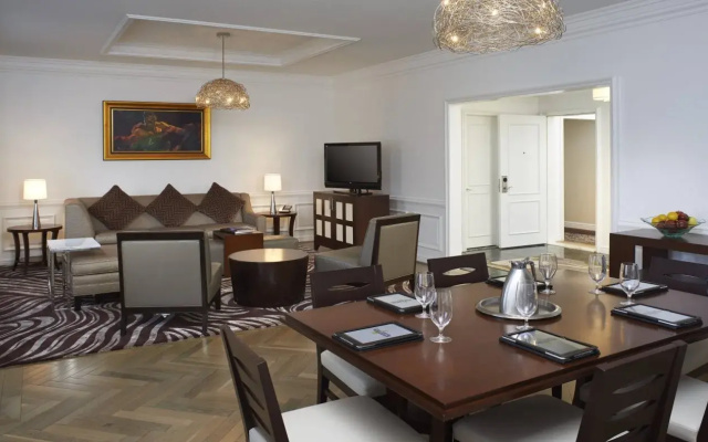 The Henry Hotel, Autograph Collection