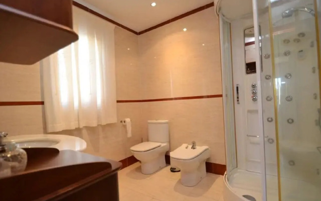 Casa Alonso PinzÃ³n  - 111D